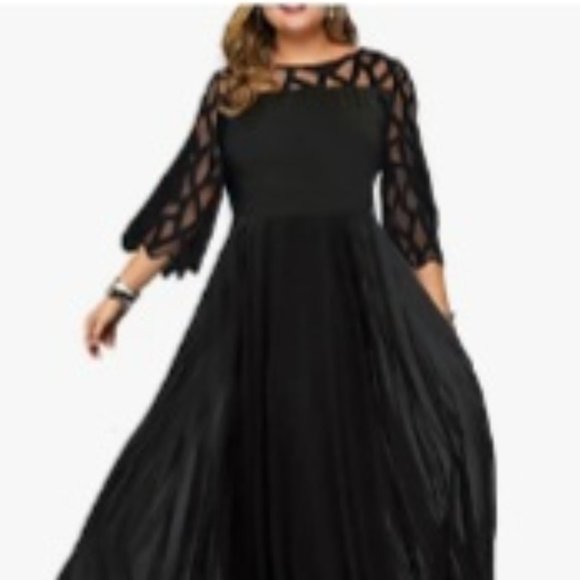 Black plus size dress - Picture 2 of 3